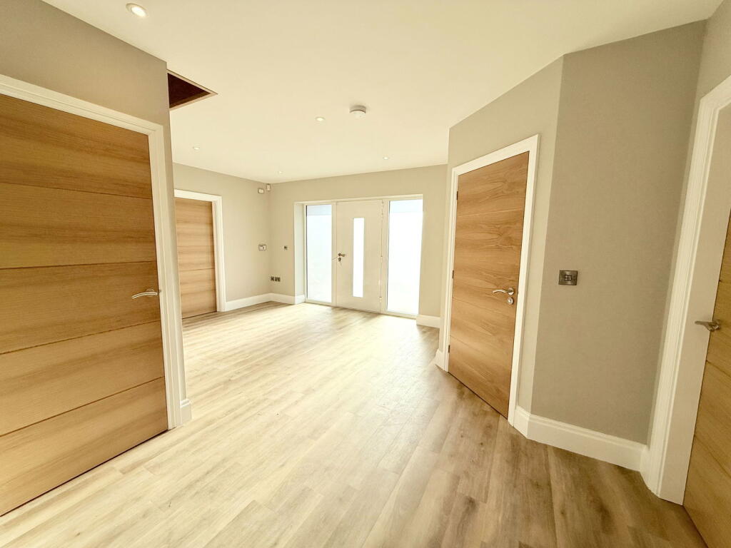 Additional image 46 of ASHLEIGH COACH HOUSE, Henley-in-Arden, Warwickshire, B95 5DL