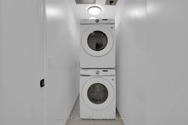 Additional image 16 of 36 Zorra St Unit 522