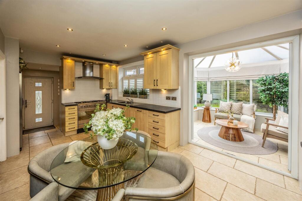 Additional image 31 of Coniston Avenue, Queensbury, Bradford