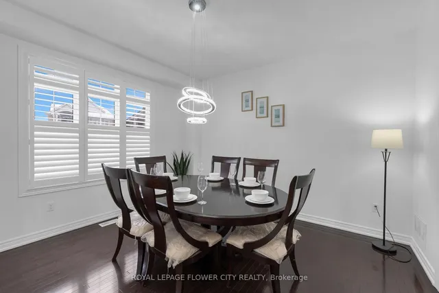 Additional image 9 of 28 DRUMMONDVILLE Dr