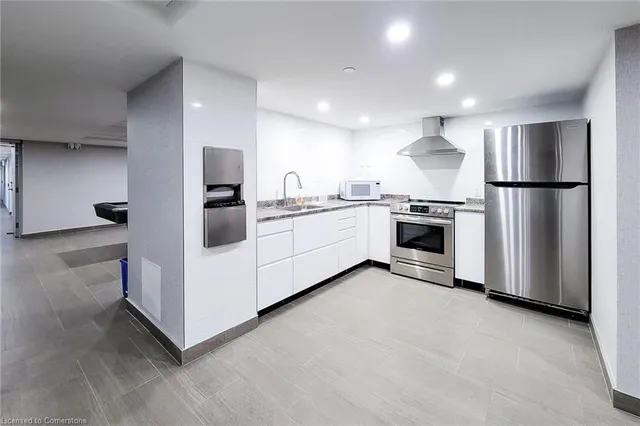 Additional image 35 of 700 Dynes Rd Unit 807