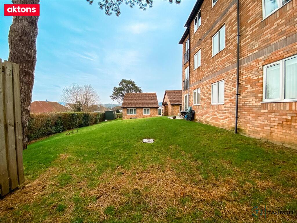 Additional image 10 of Bronrhiw Fach, Caerphilly