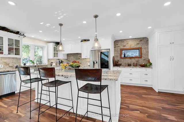 Additional image 6 of 80 Townsend Ave