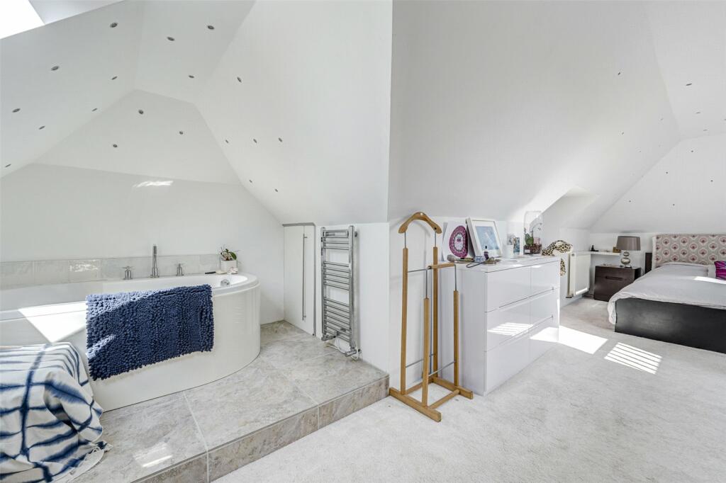 Additional image 24 of Sunny Close, Goring-by-Sea, Worthing, West Sussex, BN12