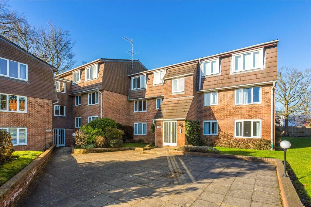 Douglas Road, Harpenden, Hertfordshire, AL5