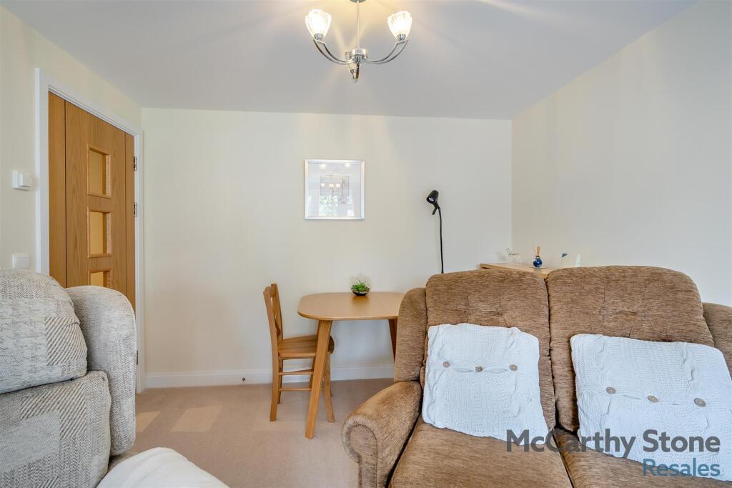 Additional image 6 of Brueton Place, 218 - 220 Blossomfield Road, Solihull, West Midlands, B91 1PT