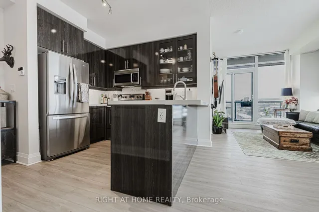 Additional image 5 of 1185 The Queensway Unit 815
