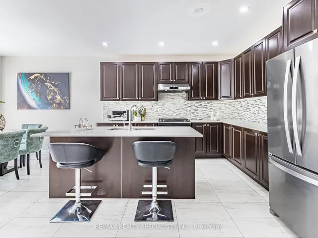 Additional image 11 of 78 Roulette Cres