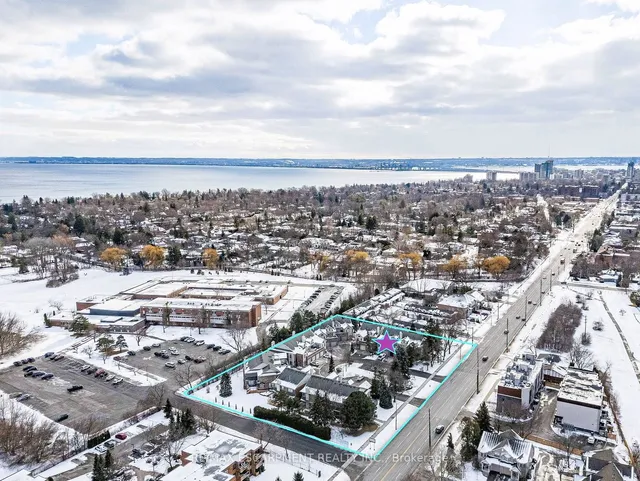 Additional image 32 of 3230 New St Unit 3