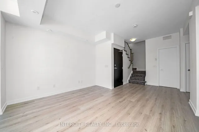 Additional image 8 of 851 Sheppard Ave Unit 40