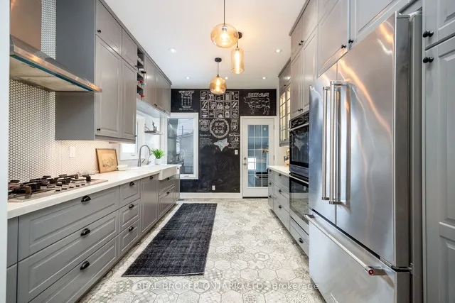 Additional image 7 of 6 Vancouver Ave