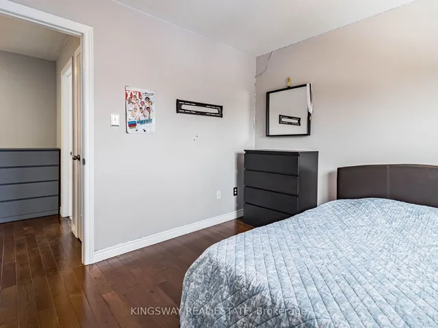 Additional image 29 of 570 Enfield Rd