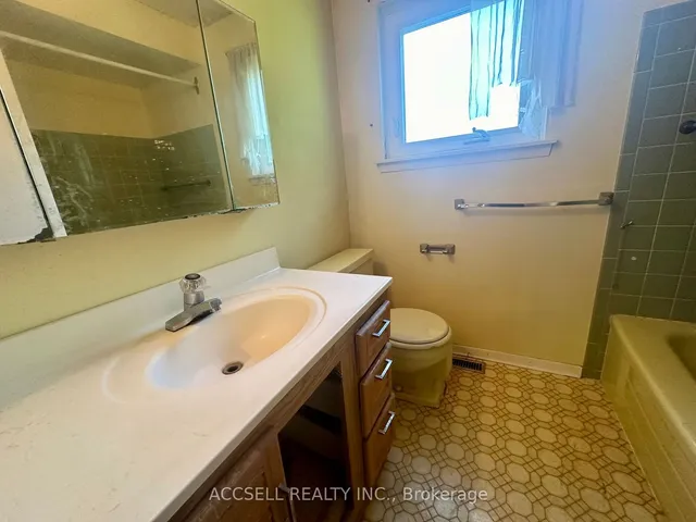 Additional image 27 of 10 Banda Sq