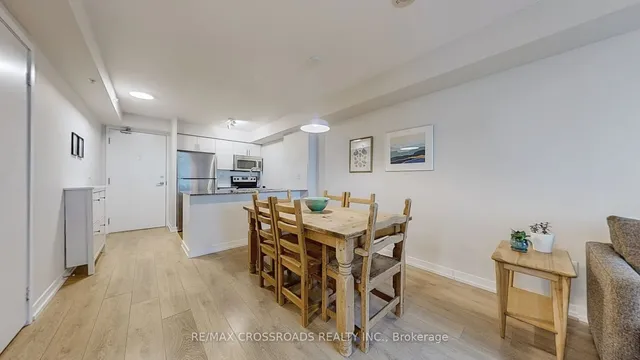 Additional image 14 of 1410 Dupont St Unit 2501