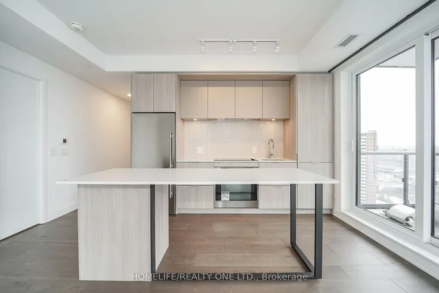 Additional image 38 of 130 River St Unit 2002