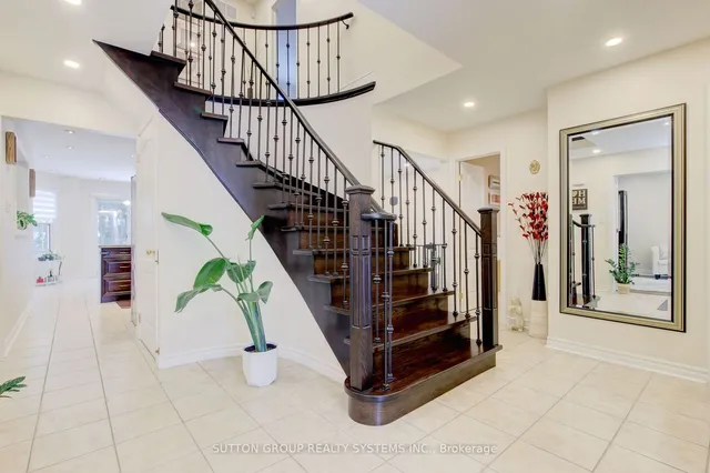 Additional image 6 of 6 Egret Crt