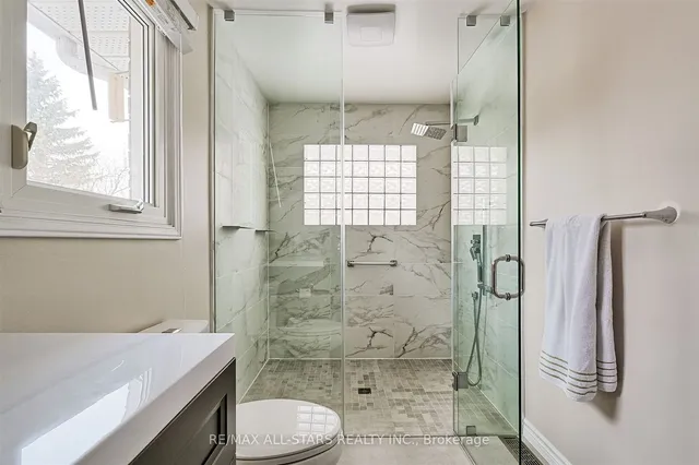 Additional image 30 of 12 Karen Ann Cres