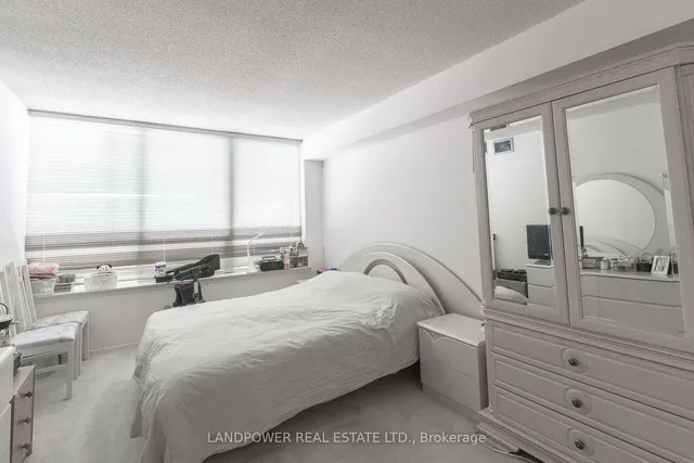 Additional image 7 of 175 Bamburgh Circ Unit 1205