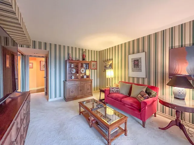 Additional image 26 of 130 Carlton St Unit 906