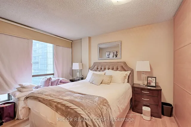 Additional image 22 of 40 Scollard St Unit 601