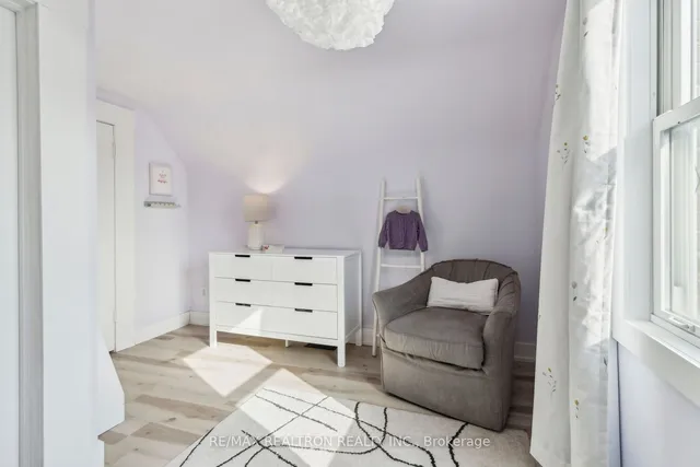 Additional image 23 of 14 Neilson Ave