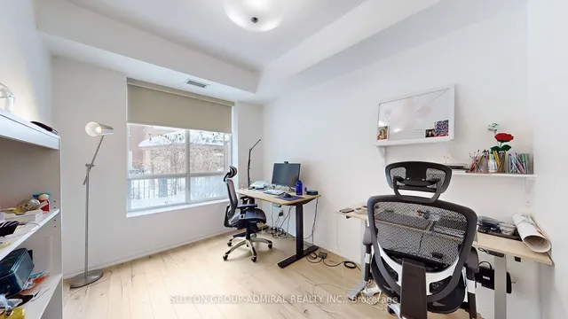 Additional image 18 of 1000 King St Unit 101