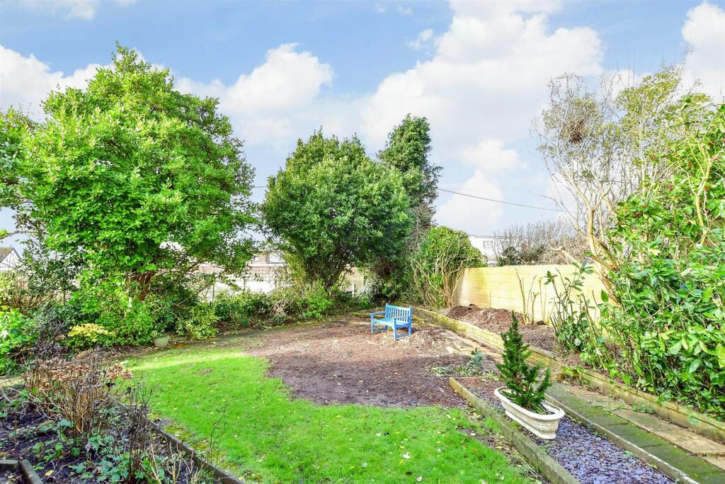 Additional image 4 of Whiteways Close, Littlehampton, West Sussex