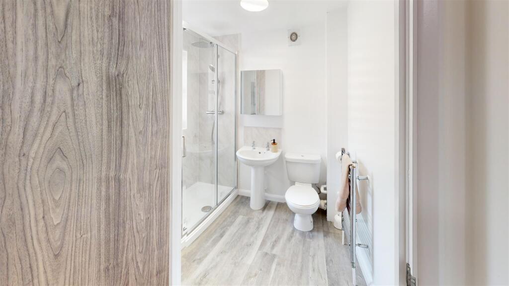 Additional image 4 of F3, 8 Piccadilly Place