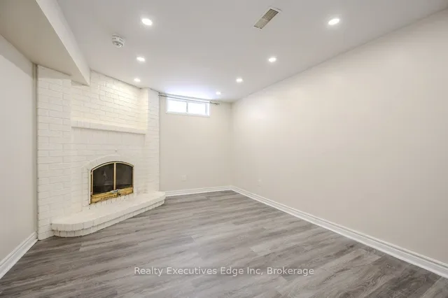 Additional image 36 of 28 Summerhill Cres