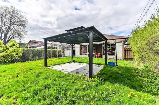 Additional image 30 of 39 Joanna Dr