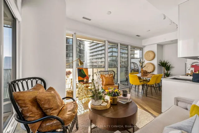 Additional image 12 of 42 Charles St Unit 1702