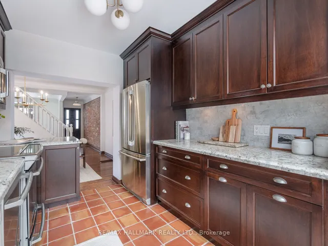 Additional image 15 of 49 Dearbourne Ave