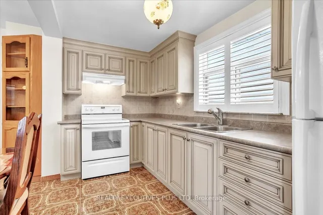 Additional image 20 of 30 Venn Cres