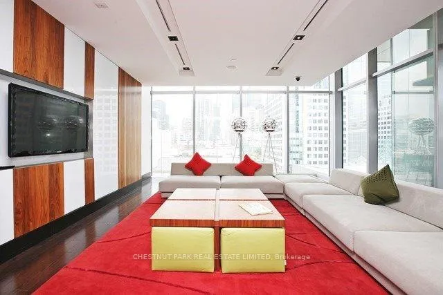 Additional image 14 of 80 John St Unit 2812