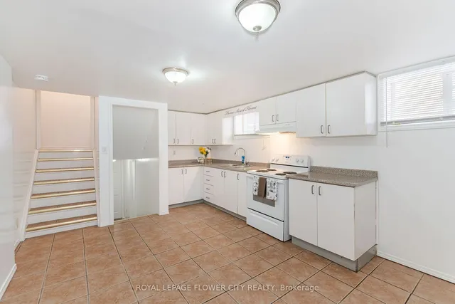 Additional image 7 of 144 ABELL Dr