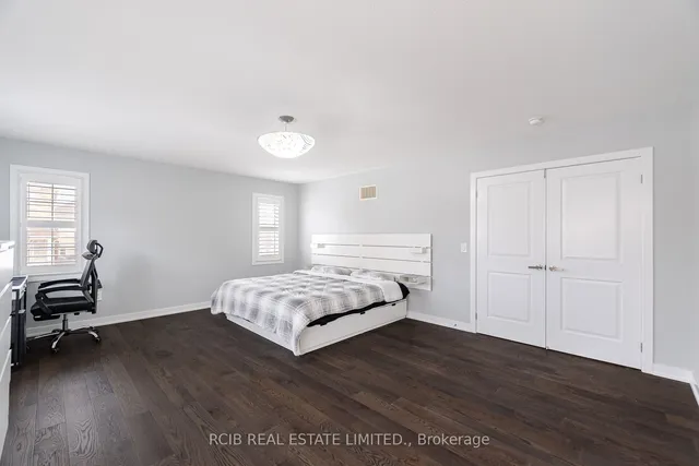 Additional image 31 of 2 Villadowns Tr