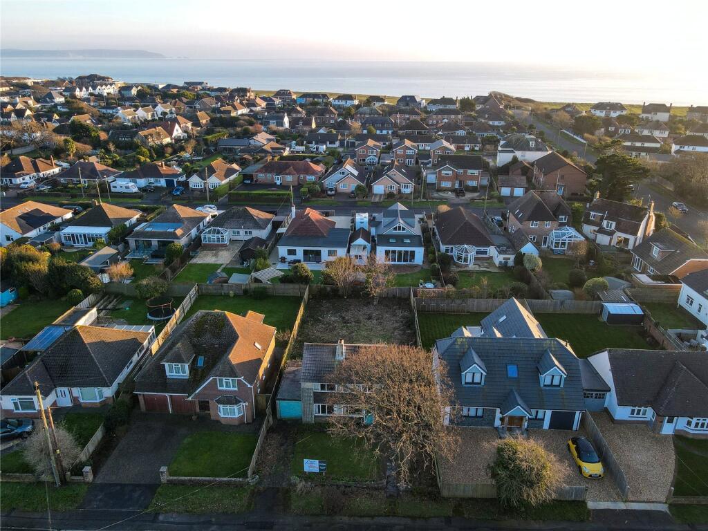 Additional image 14 of Carlton Avenue, Barton on Sea, New Milton, Hampshire, BH25