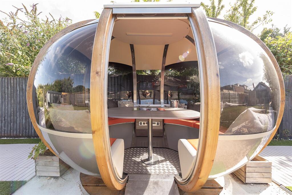 Additional image 10 of Park Rise, Harpenden