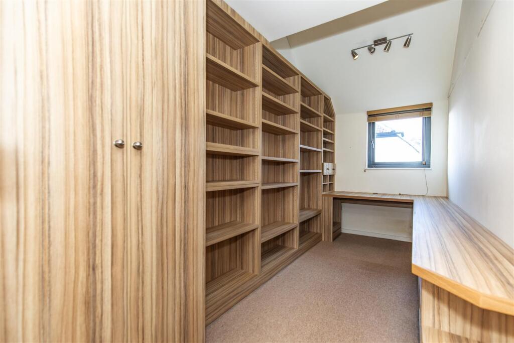 Additional image 5 of St. Nicholas Lane, Lewes BN7 2GH