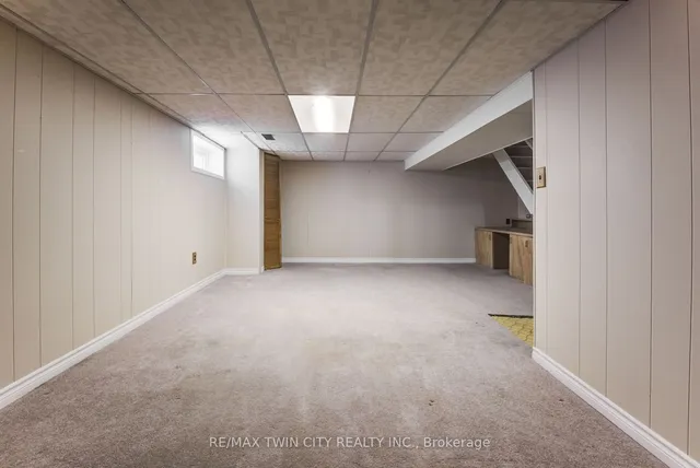 Additional image 15 of 122 FOREST GLEN Cres