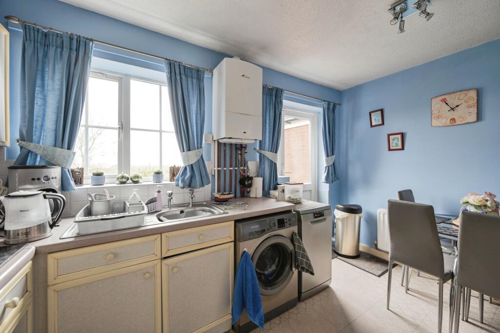 Additional image 7 of Birchwood Avenue, Dordon, Tamworth, Warwickshire, B78