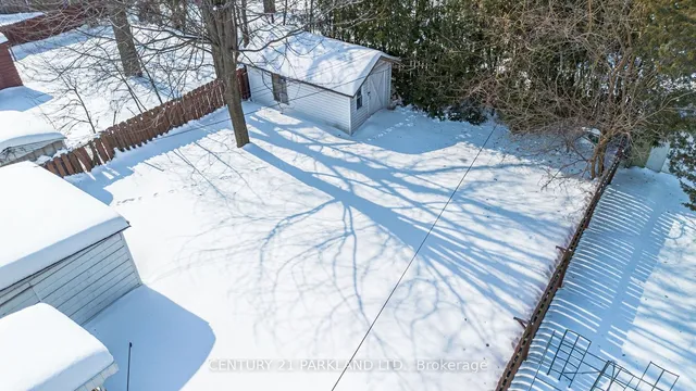 Additional image 24 of 14 Maxim Cres