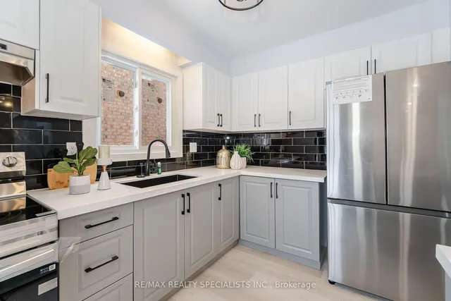 Additional image 29 of 21 Porteous Circ