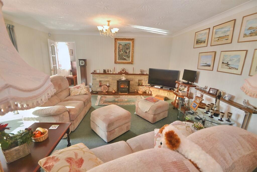 Additional image 4 of Verwood