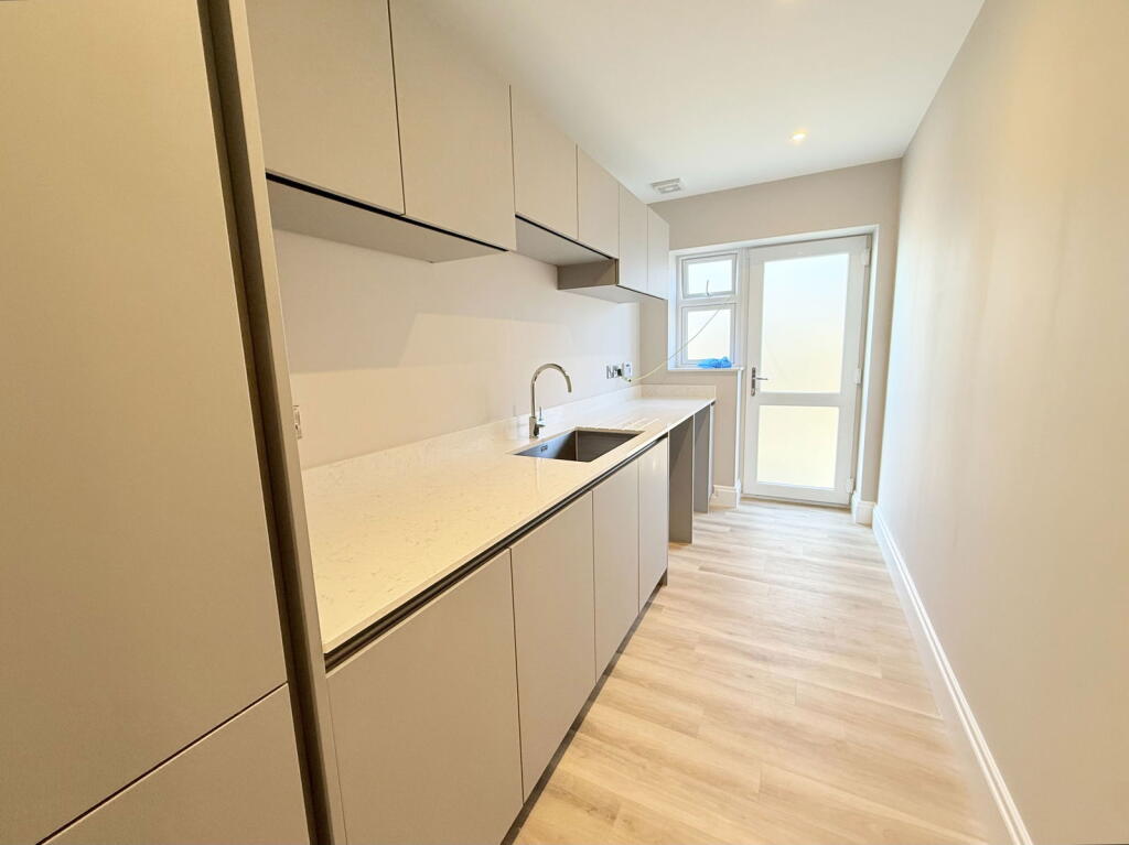 Additional image 8 of ASHLEIGH COACH HOUSE, Henley-in-Arden, Warwickshire, B95 5DL