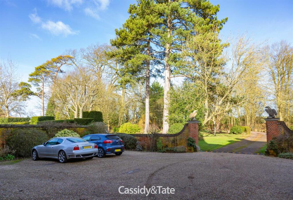 Additional image 10 of Holwell, Hatfield