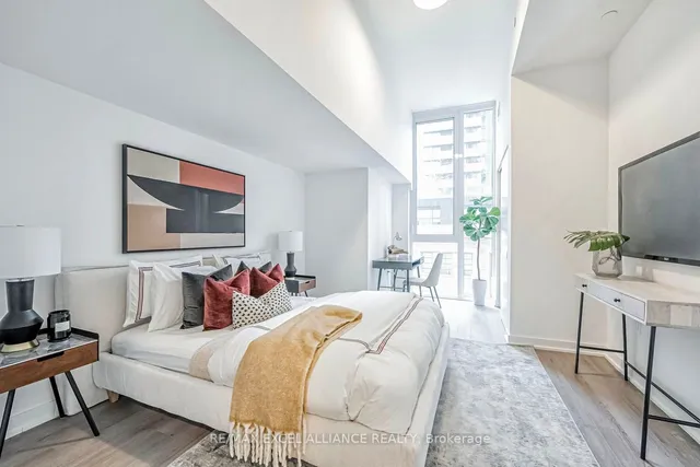 Additional image 25 of 357 King St Unit 503