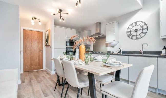 Additional image 2 of Dog Kennel Lane, Shirley B90