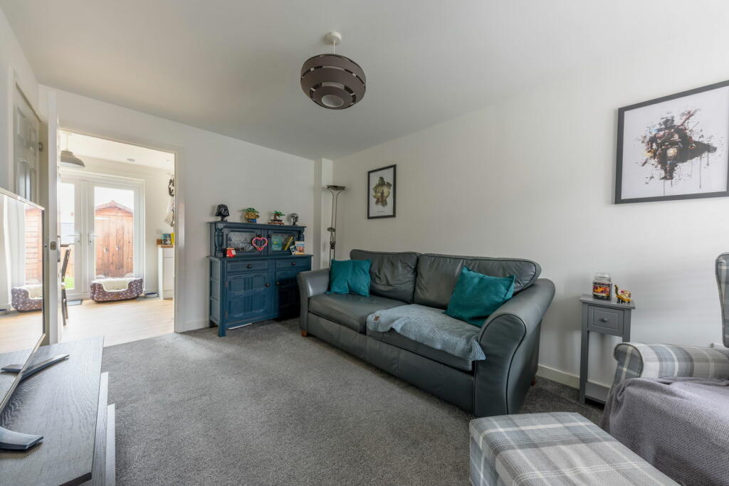 Additional image 4 of Ingram Close, Redditch, B97 6BS