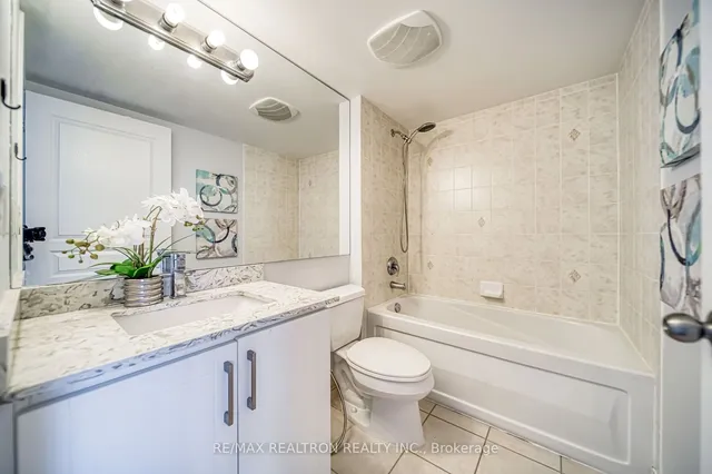 Additional image 27 of 18 Yonge St Unit 3109